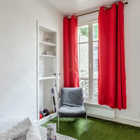 Bright And Calm Flat In The Heart Of - Welkeys *